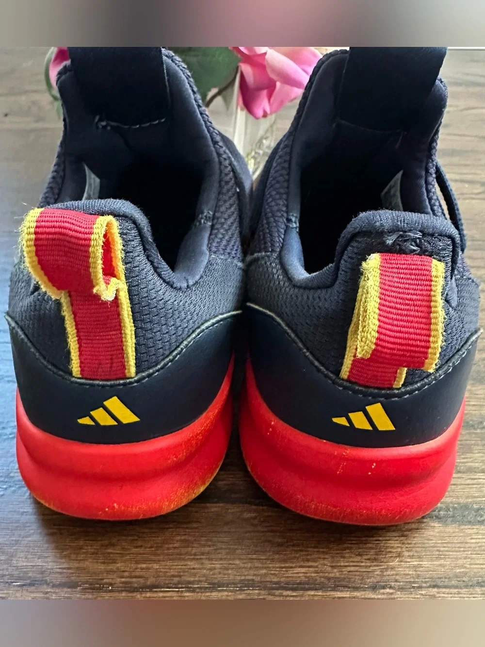 Adidas Lite Racer Adapt, size 4Y